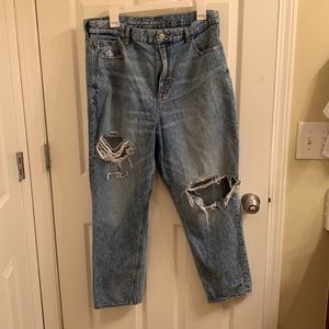 American Eagle Distressed Curvy Mom Jean